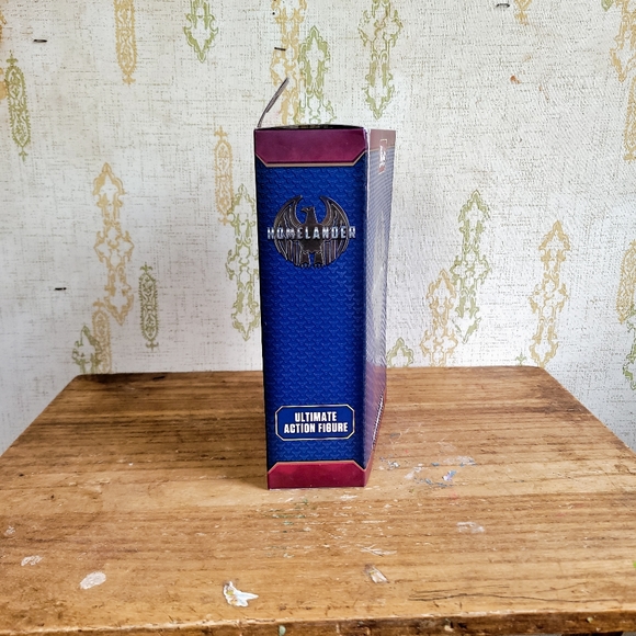 THE BOYS HOMELANDER ULTIMATE ACTION FIGURE - Picture 5 of 6